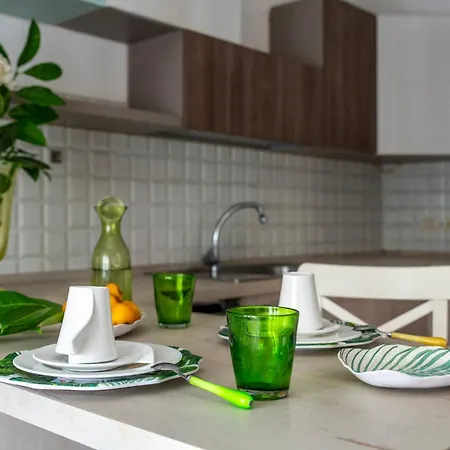 Bed & Breakfast In Principio Vitae - L'infinito Con Tatto Recanati